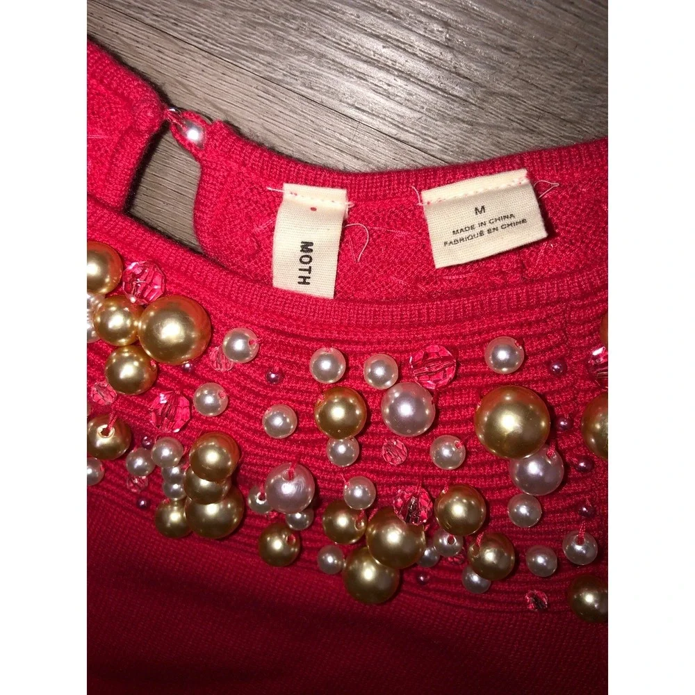 MOTH‎ Anthropologie M Red Coral Pearl Dangle Beaded Knit Top Brienne